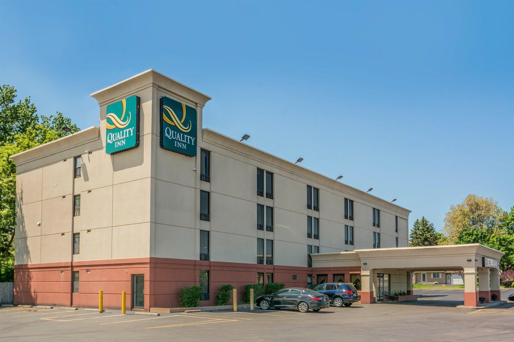 Comfort Inn & Suites Liverpool - Syracuse North Exterior photo