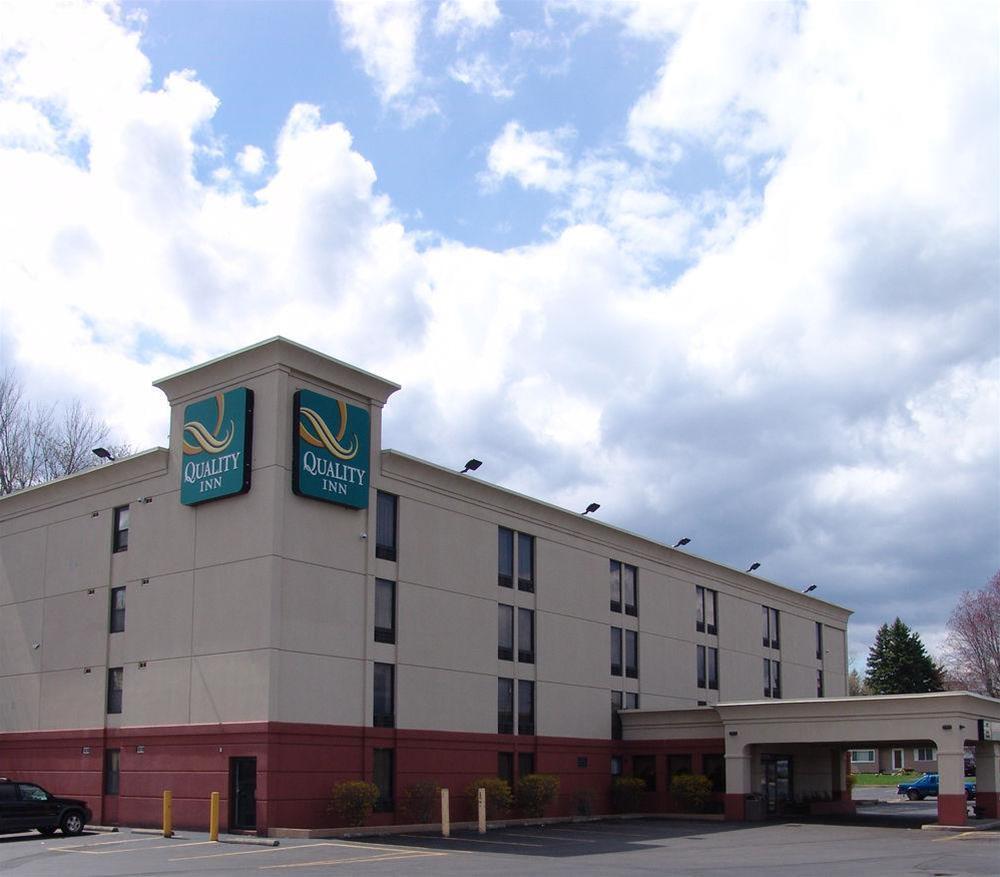 Comfort Inn & Suites Liverpool - Syracuse North Exterior photo