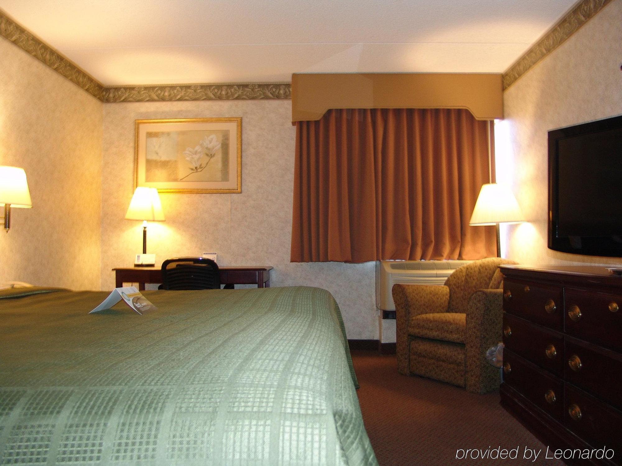 Comfort Inn & Suites Liverpool - Syracuse North Exterior photo
